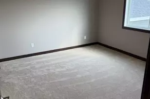 1312 18th St NE, Austin, MN 55912 - Photo 9