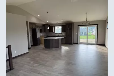 1312 18th Street NE, Austin, MN 55912 - Photo 13