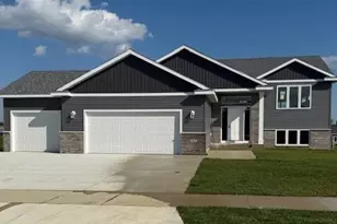 1312 18th St NE, Austin, MN 55912 - Photo 1