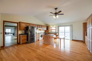 34506 Pleasant Point Dr, Homer Twp, MN 55987 - Photo 21