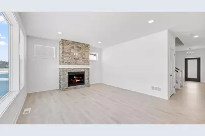 1517 Creekwood Drive, New Richmond, WI 54017 - Photo 13