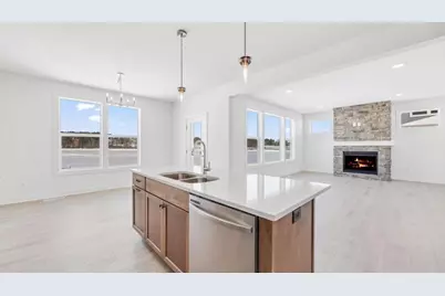 1517 Creekwood Drive, New Richmond, WI 54017 - Photo 9