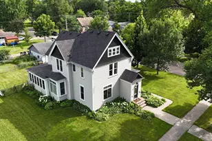 311 W 7th St, Morris, MN 56267 - Photo 1