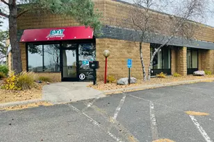 1860 Wooddale Dr, Woodbury, MN 55125 - Photo 1