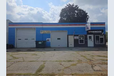 206 Hiawatha Drive E, Wabasha, MN 55981 - Photo 1