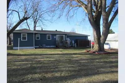 204 W 3rd Street, Hills, MN 56138 - Photo 9