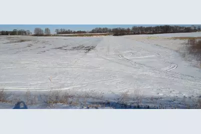 7900 Lace Avenue N, Glencoe, MN 55336 - Photo 3