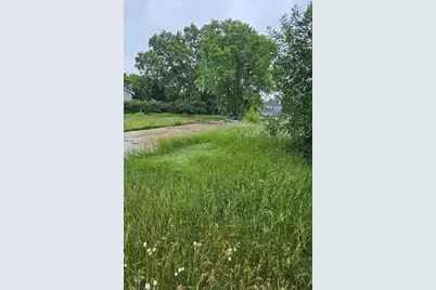 122 Wisconsin Avenue SE, Staples, MN 56479 - Photo 3