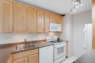 19 S 1st St, Minneapolis, MN 55401 - Photo 9