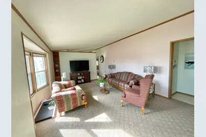 513 N Main Street, Sanborn, MN 56083 - Photo 9