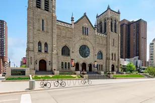 1225 La Salle Ave, Minneapolis, MN 55403 - Photo 59