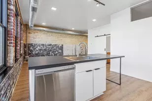 117 Broadway N, Fargo, ND 58102 - Photo 11