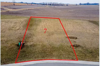 599 Kodiak Drive NW, Stewartville, MN 55976 - Photo 3