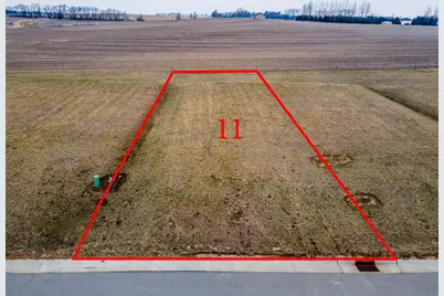 663 Kodiak Drive NW, Stewartville, MN 55976 - Photo 3