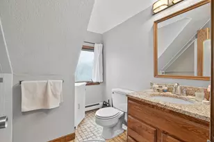 570 Laurel Ave, Saint Paul, MN 55102 - Photo 37