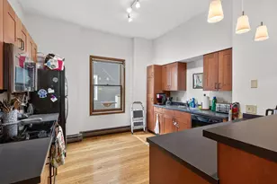 570 Laurel Ave, Saint Paul, MN 55102 - Photo 11