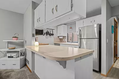 104 South Drive #B, Circle Pines, MN 55014 - Photo 3