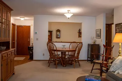 32 11th Avenue S #305, Hopkins, MN 55343 - Photo 5