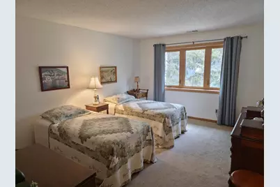 32 11th Avenue S #305, Hopkins, MN 55343 - Photo 9