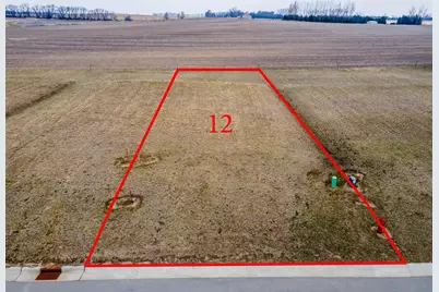 679 Kodiak Drive NW, Stewartville, MN 55976 - Photo 3