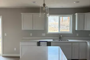 1598 76th St W, Inver Grove Heights, MN 55077 - Photo 5