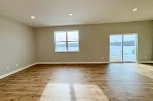 8337 Brumby Trl, Woodbury, MN 55129 - Photo 3