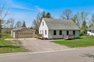 305 Lorrain St, Milroy, MN 56263 - Photo 1