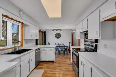 330 8th Street E, Hector, MN 55342 - Photo 7