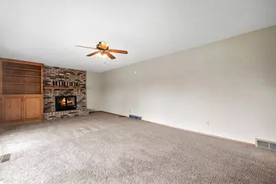 2591 Carver Avenue E, Maplewood, MN 55119 - Photo 7