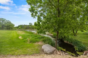 2591 Carver Ave E, Maplewood, MN 55119 - Photo 65