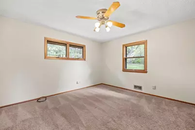 2591 Carver Avenue E, Maplewood, MN 55119 - Photo 17