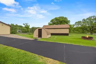2591 Carver Ave E, Maplewood, MN 55119 - Photo 53
