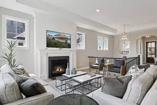 1571 Marsh Pointe Ct, Medina, MN 55340 - Photo 5