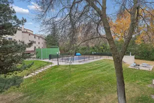 6730 Vernon Ave S, Edina, MN 55436 - Photo 11