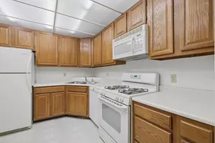 6730 Vernon Ave S, Edina, MN 55436 - Photo 3