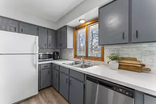 365 Spruce St E, Annandale, MN 55302 - Photo 21