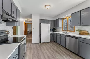 365 Spruce St E, Annandale, MN 55302 - Photo 17