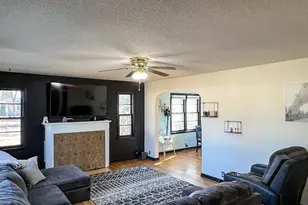 305 Kneale Ave N, Thief River Falls, MN 56701 - Photo 7