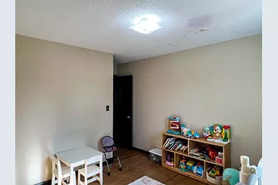 305 Kneale Avenue N, Thief River Falls, MN 56701 - Photo 17