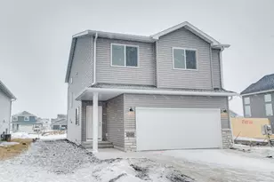 2516 38th Ave S, Moorhead, MN 56560 - Photo 1