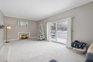 10346 Berkshire Rd, Bloomington, MN 55437 - Photo 11