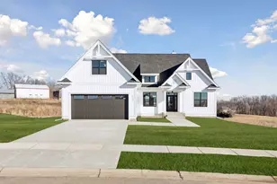 112 E Brewer St, Roberts, WI 54023 - Photo 1