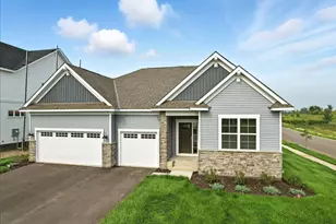 1904 Sparrow Dr, Shakopee, MN 55379 - Photo 1