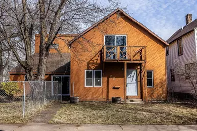 221 W Howard Street, Hibbing, MN 55746 - Photo 1