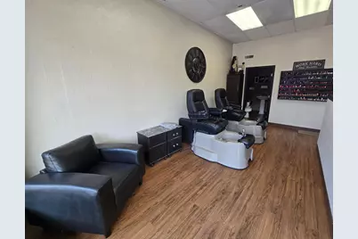 223 W Main Street, Pipestone, MN 56164 - Photo 13