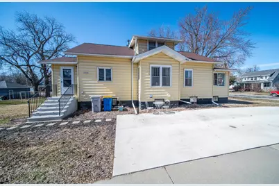 211 E Main St, Blooming Prairie, MN 55917 - Photo 27