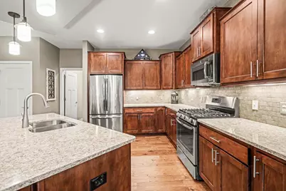 63 E Canyon Drive, Hudson, WI 54016 - Photo 11