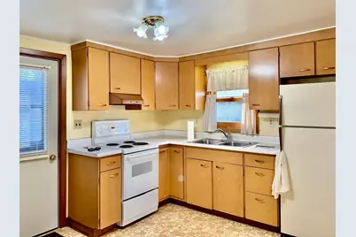 685 Main Street W, Isle, MN 56342 - Photo 3