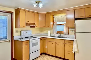 685 Main Street W, Isle, MN 56342 - Photo 3