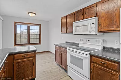 4273 Oakmede Lane, White Bear Lake, MN 55110 - Photo 11